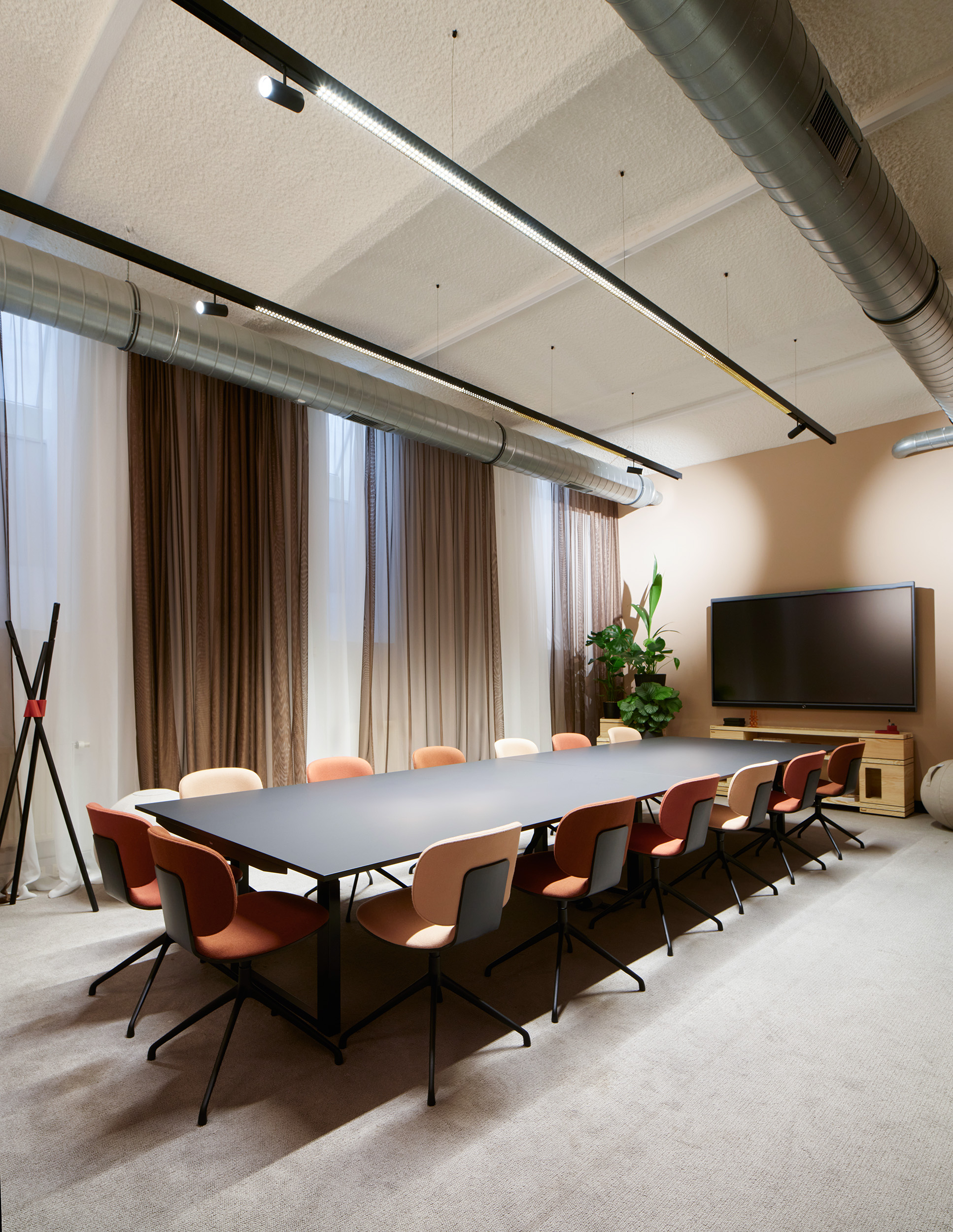Meeting Suites by Bene| Office lighting | XAL